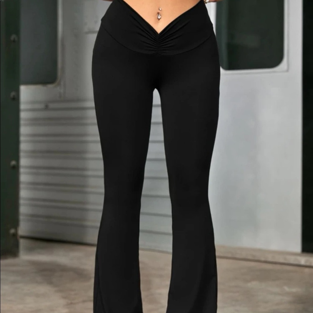 Cute Flare leggings shein size small
